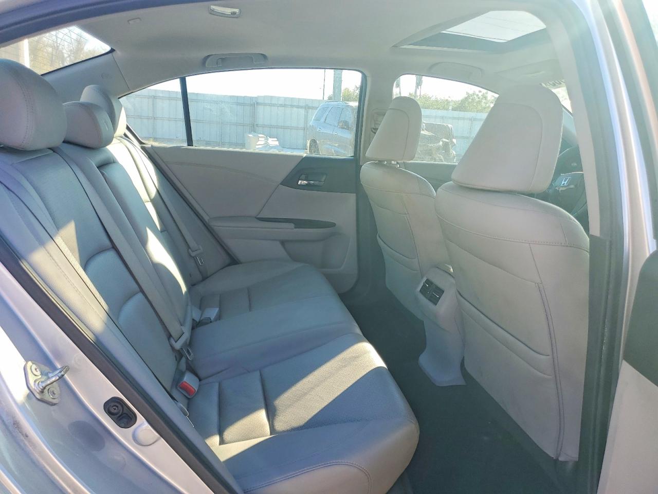 2015 HONDA ACCORD EXL photo 10