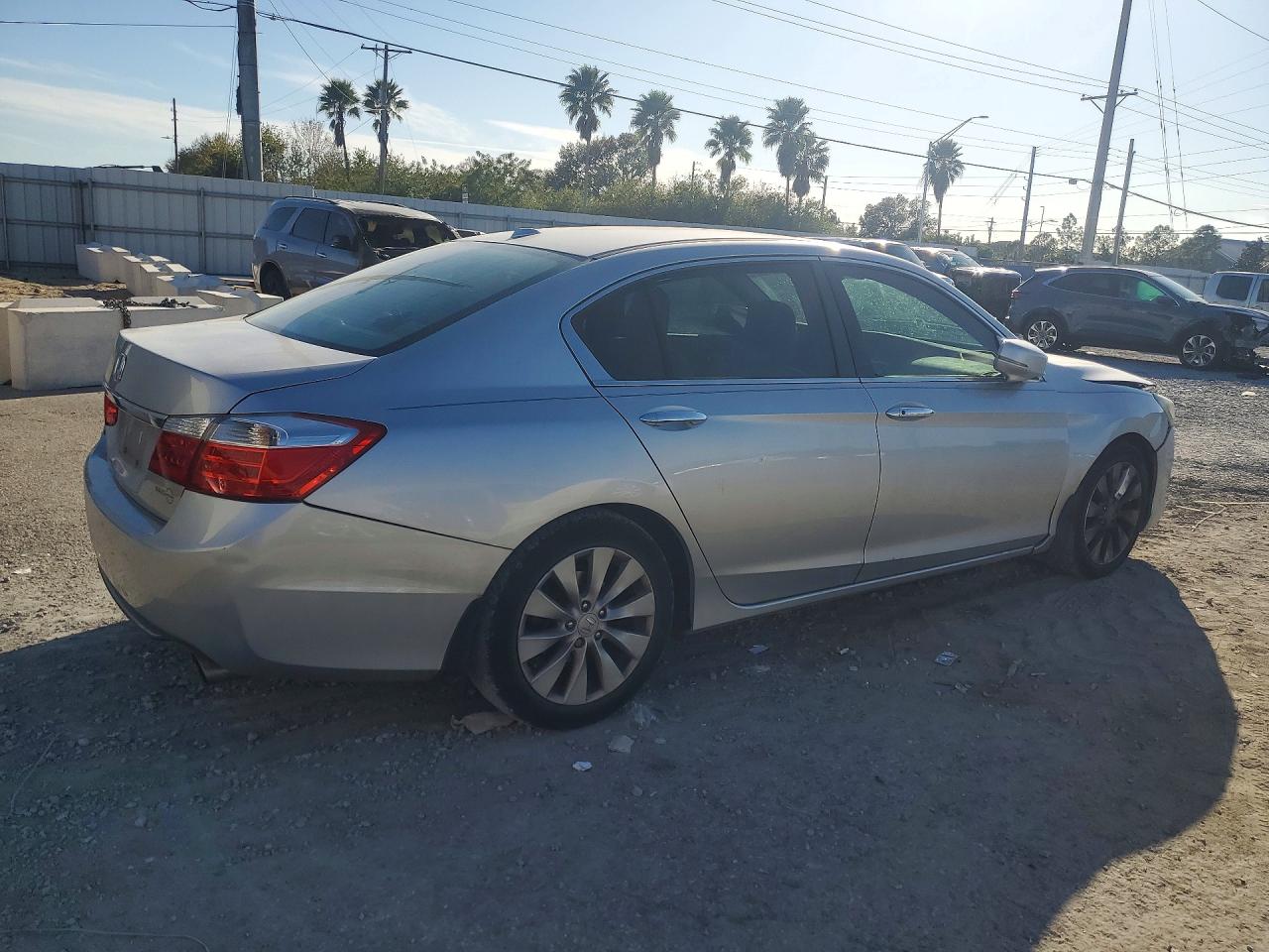 2015 HONDA ACCORD EXL photo 3