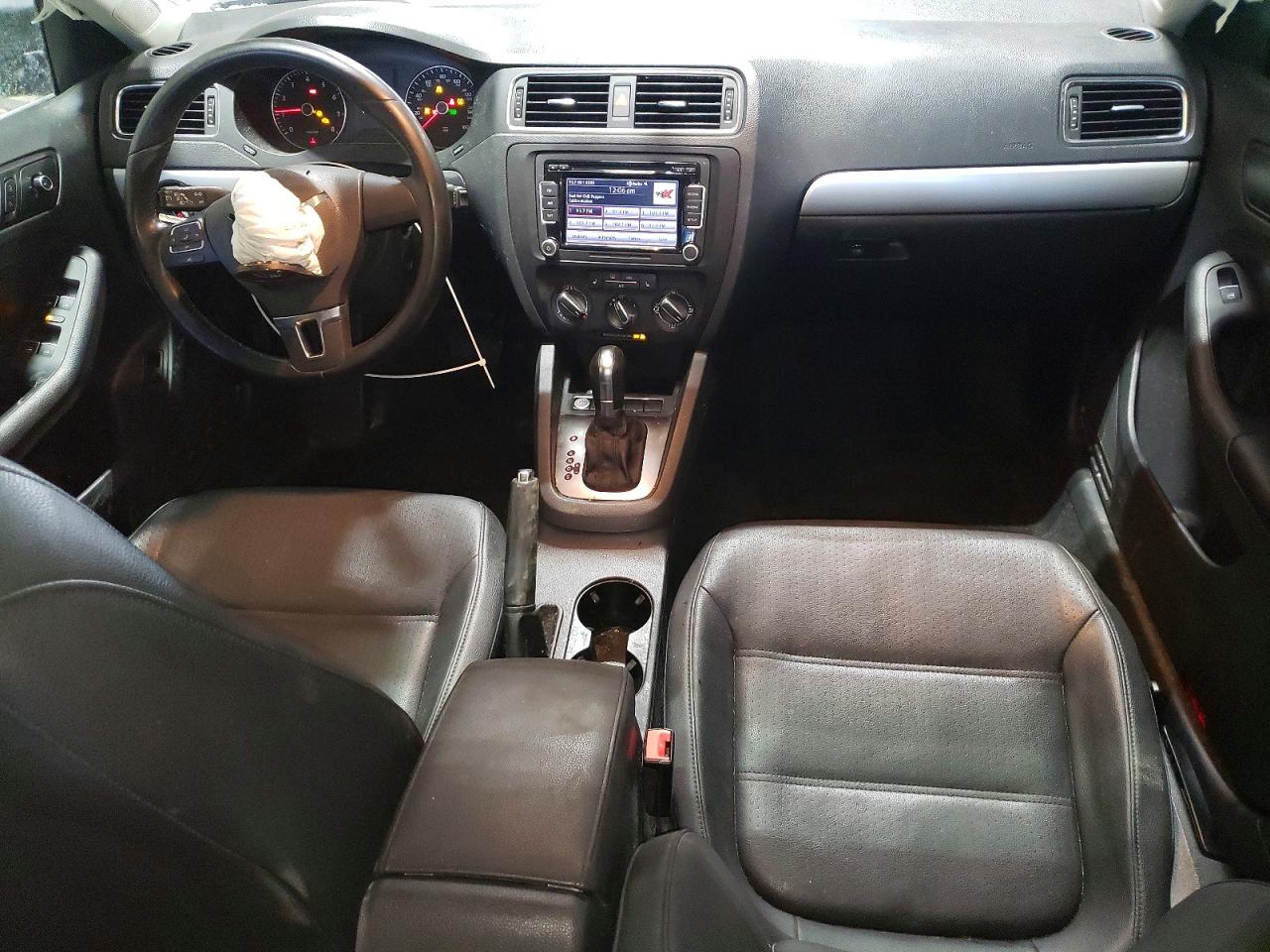 2014 VOLKSWAGEN JETTA SE photo 15