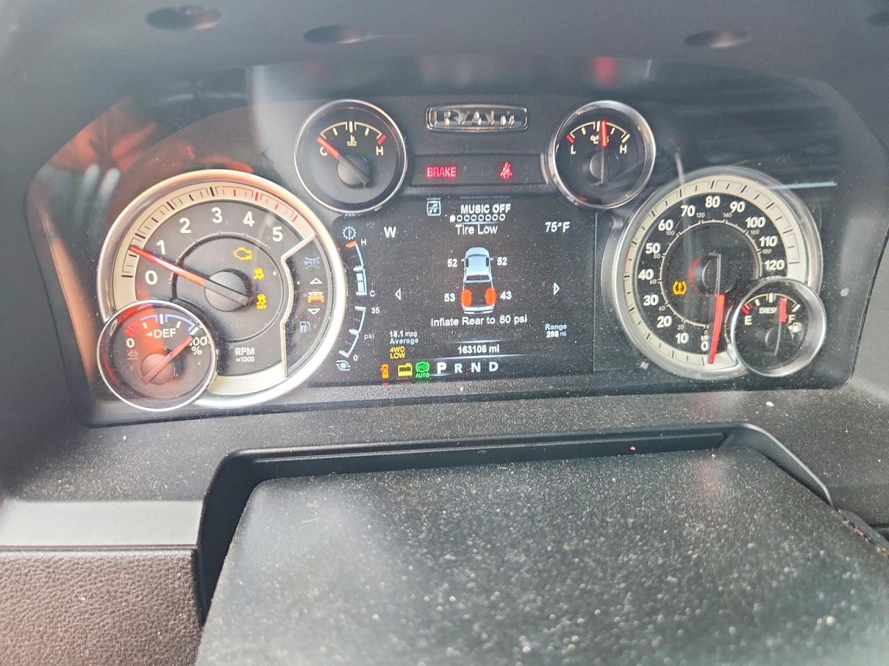 2018 RAM 2500 LARAMIE photo 9