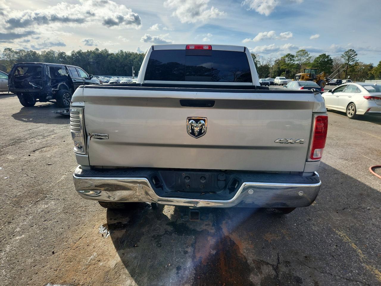 2018 RAM 2500 LARAMIE photo 6