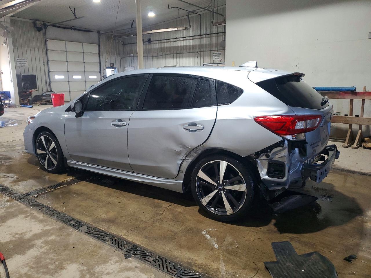 2019 SUBARU IMPREZA SPORT photo 2