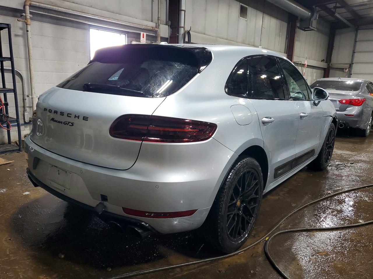 2017 PORSCHE MACAN GTS photo 3