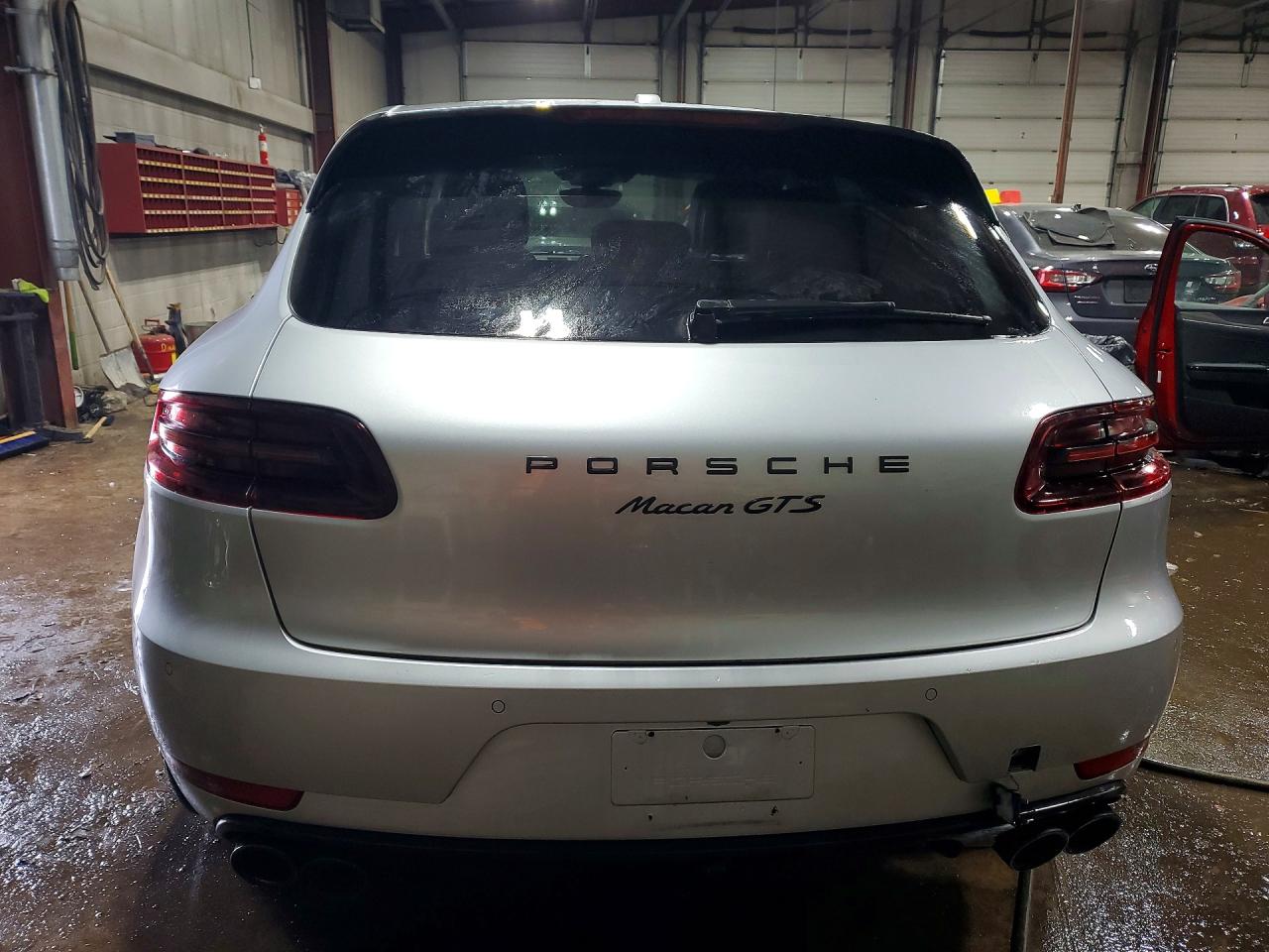2017 PORSCHE MACAN GTS photo 6