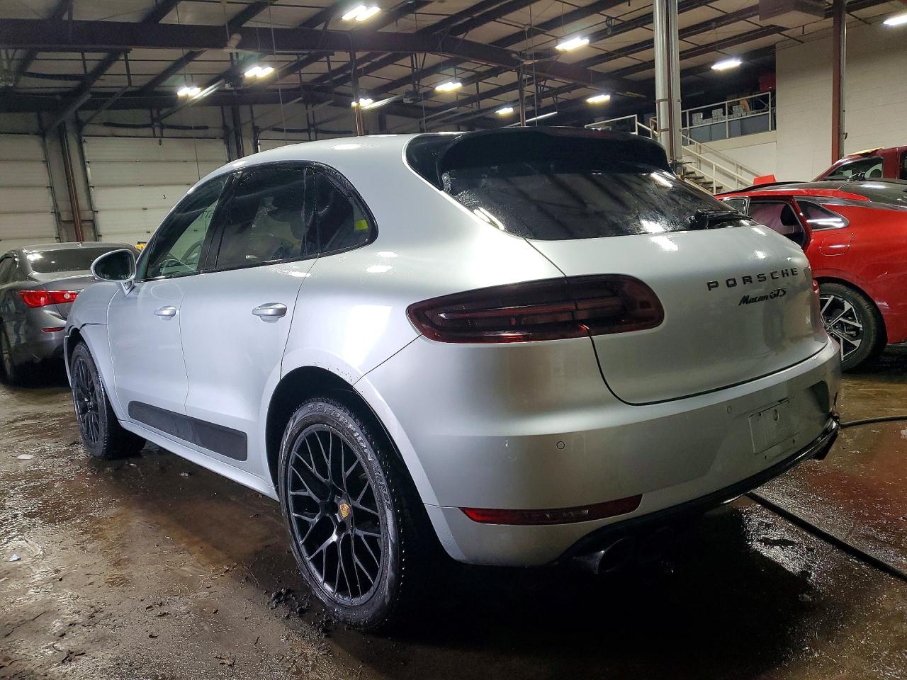 2017 PORSCHE MACAN GTS photo 2