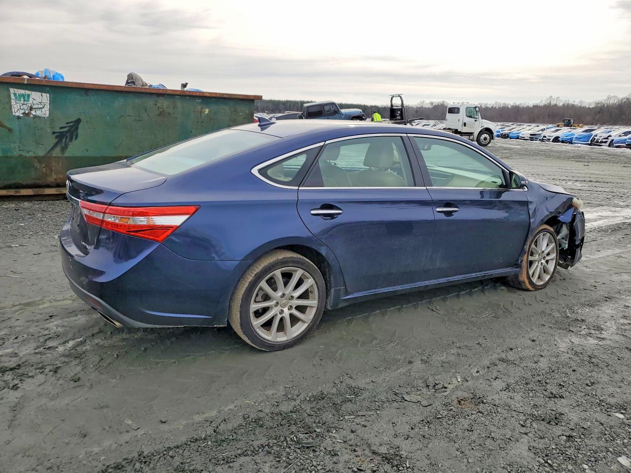 2013 TOYOTA AVALON BASE photo 7