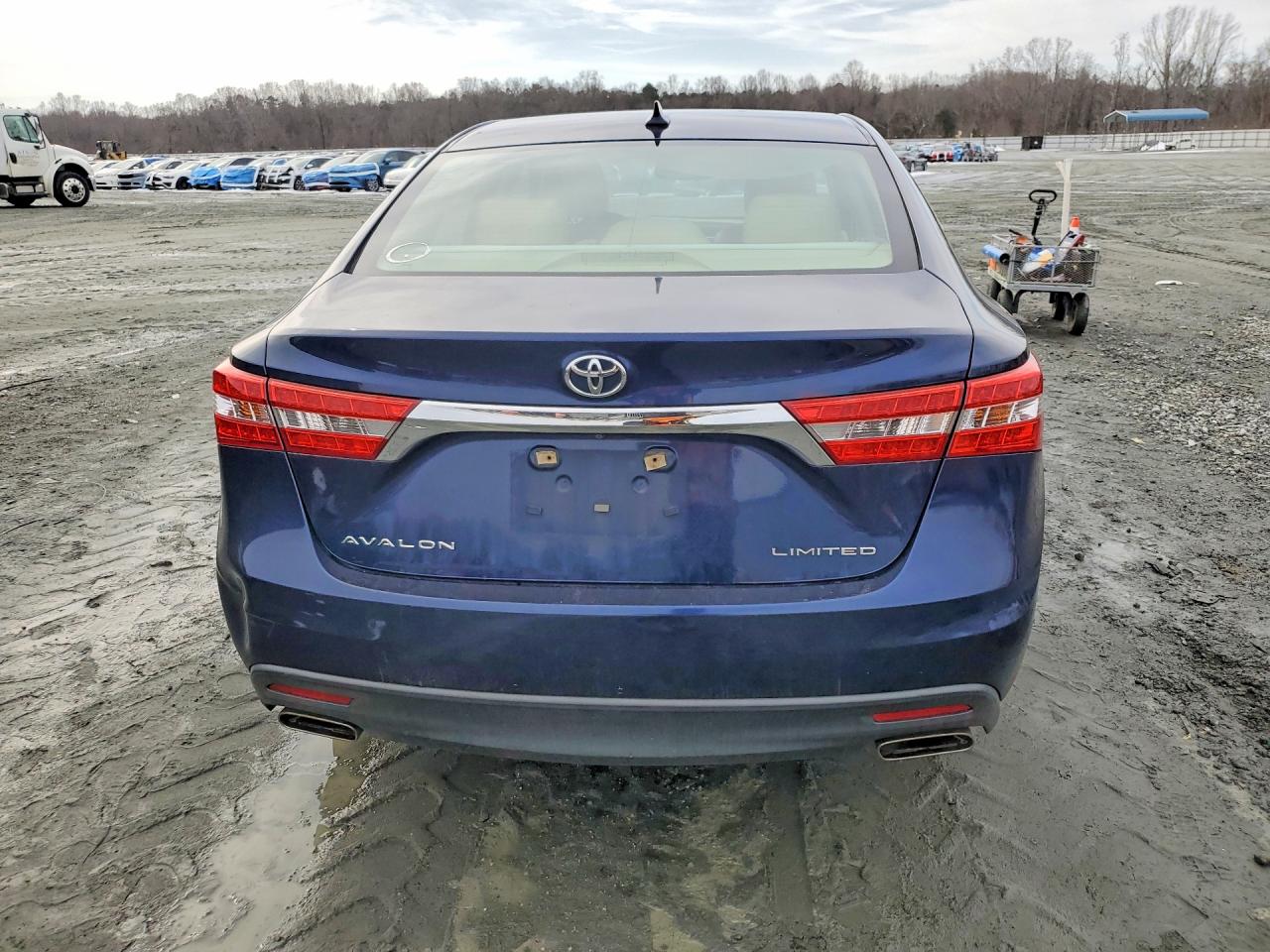 2013 TOYOTA AVALON BASE photo 16