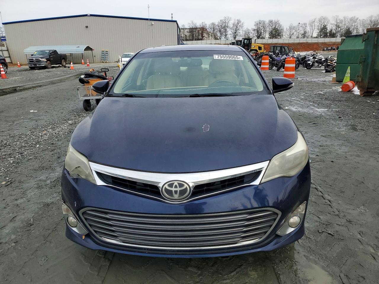2013 TOYOTA AVALON BASE photo 13