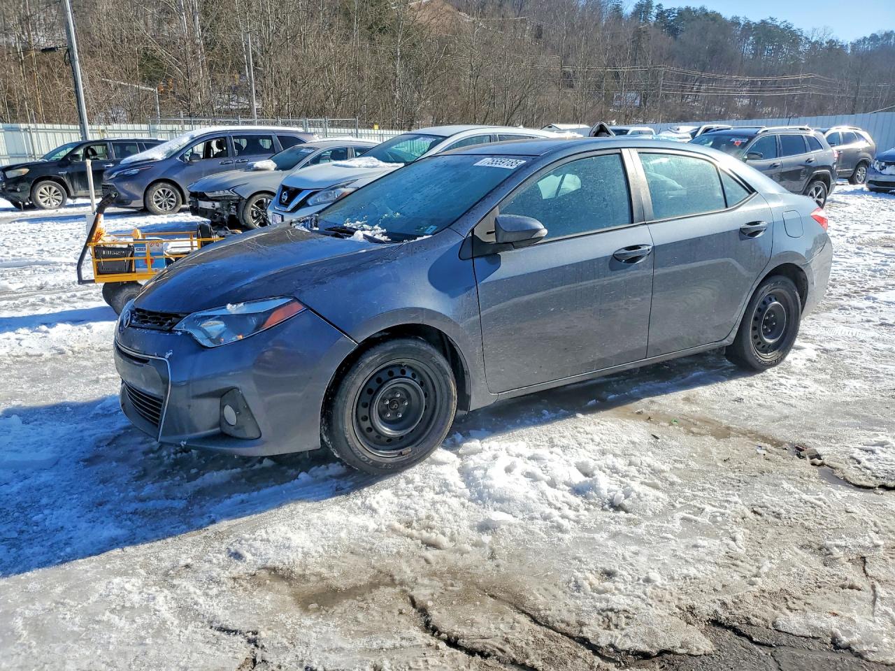 2016 TOYOTA COROLLA