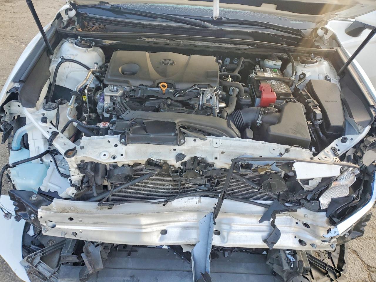 2019 TOYOTA CAMRY photo 11