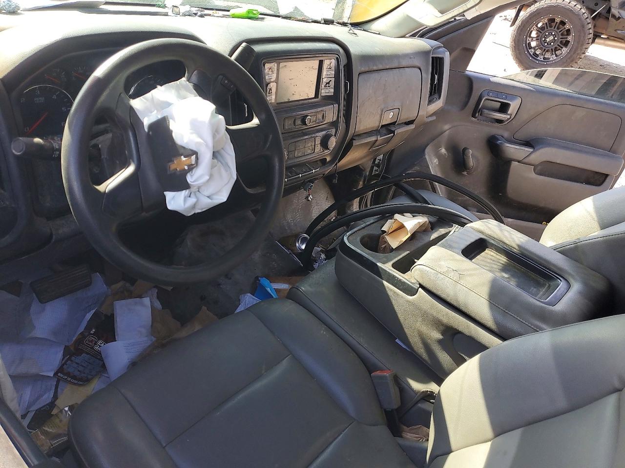 2018 CHEVROLET SILVERADO C1500 photo 8