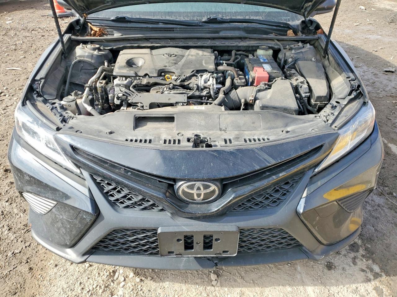 2018 TOYOTA CAMRY SE photo 21