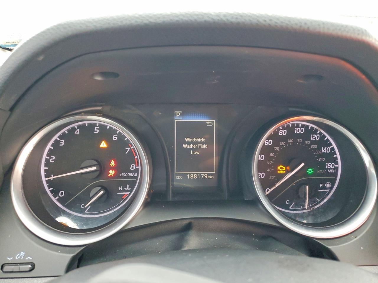 2018 TOYOTA CAMRY L photo 17