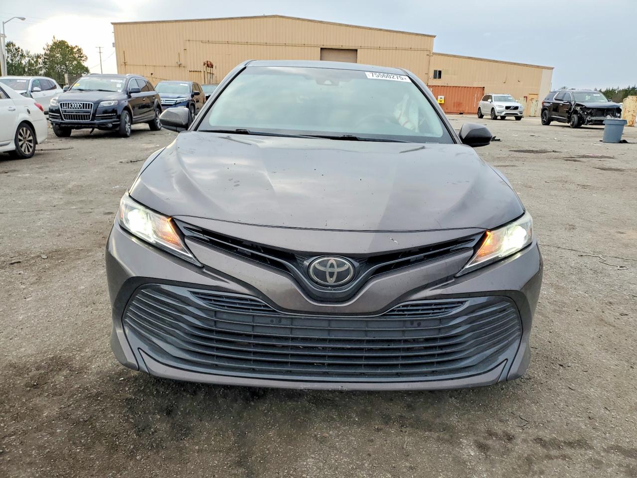 2018 TOYOTA CAMRY L photo 9