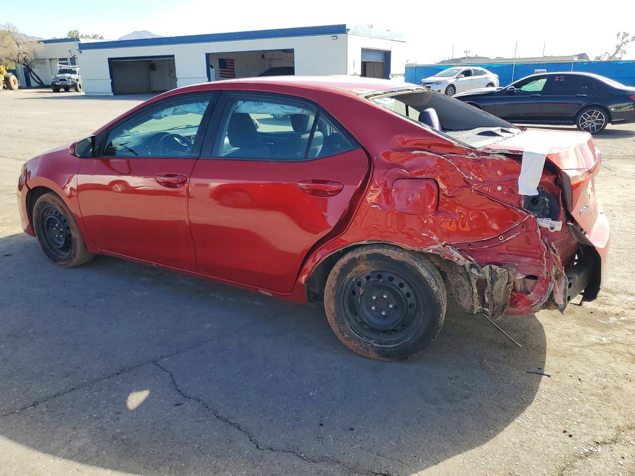 2018 TOYOTA COROLLA L photo 3