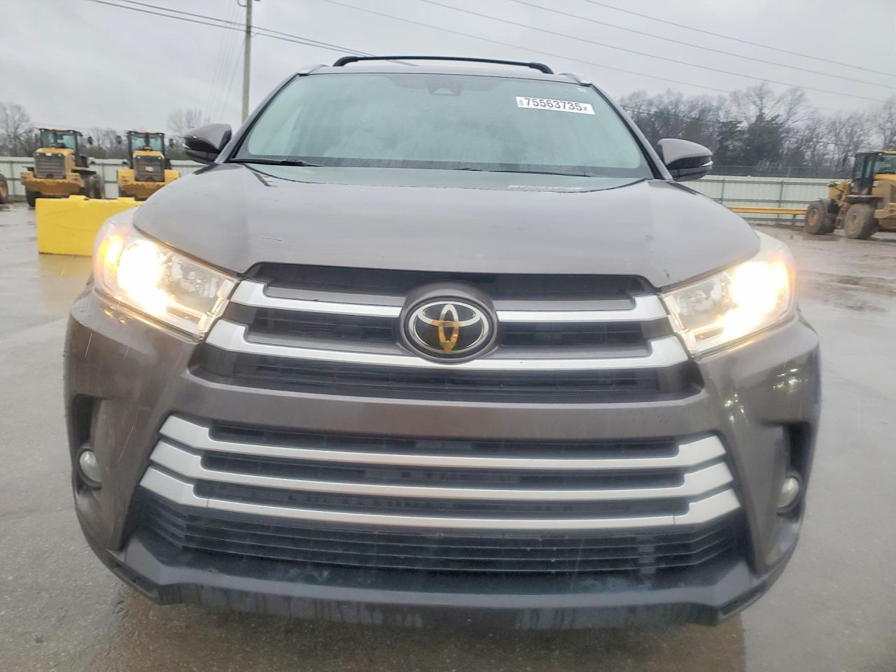 2018 TOYOTA HIGHLANDER SE photo 5