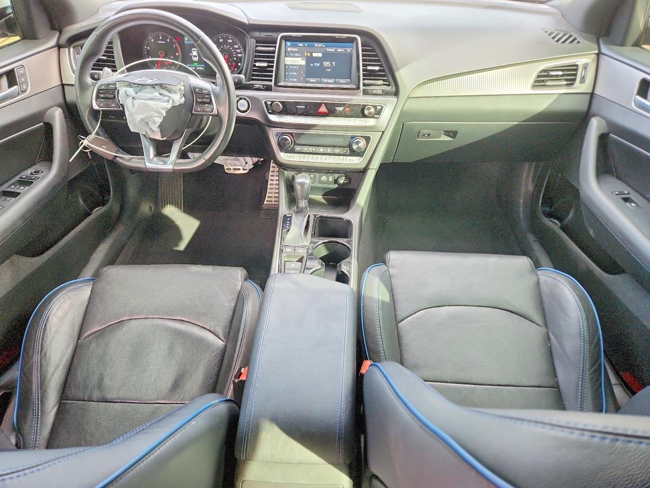 2018 HYUNDAI SONATA SPORT photo 22