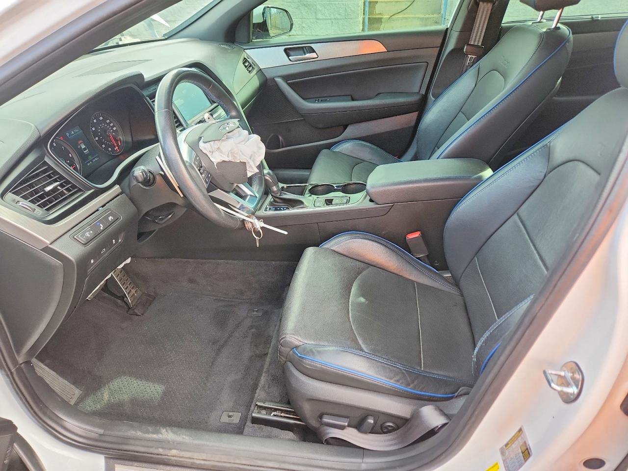 2018 HYUNDAI SONATA SPORT photo 19