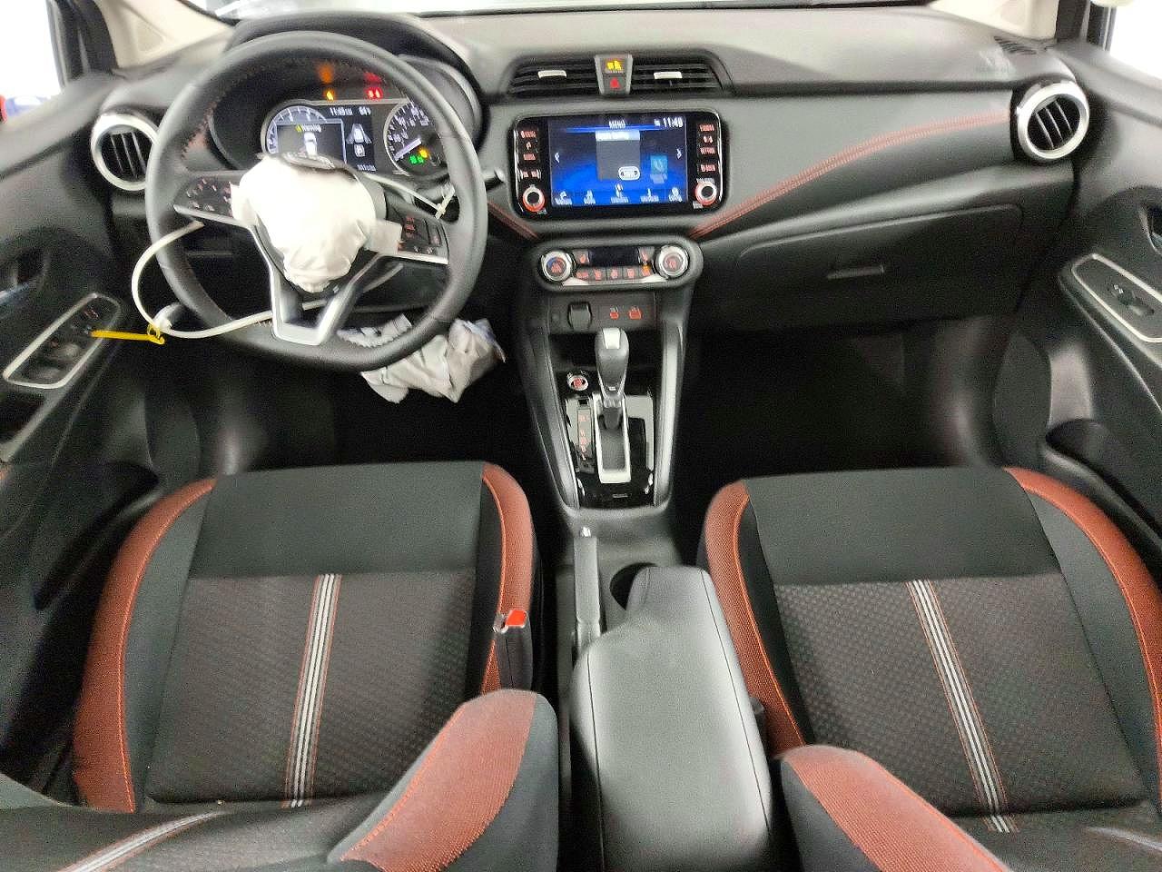 2025 NISSAN VERSA SR photo 8