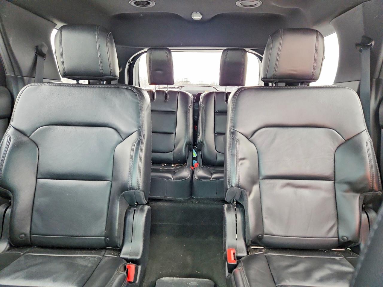 2017 FORD EXPLORER XLT photo 10