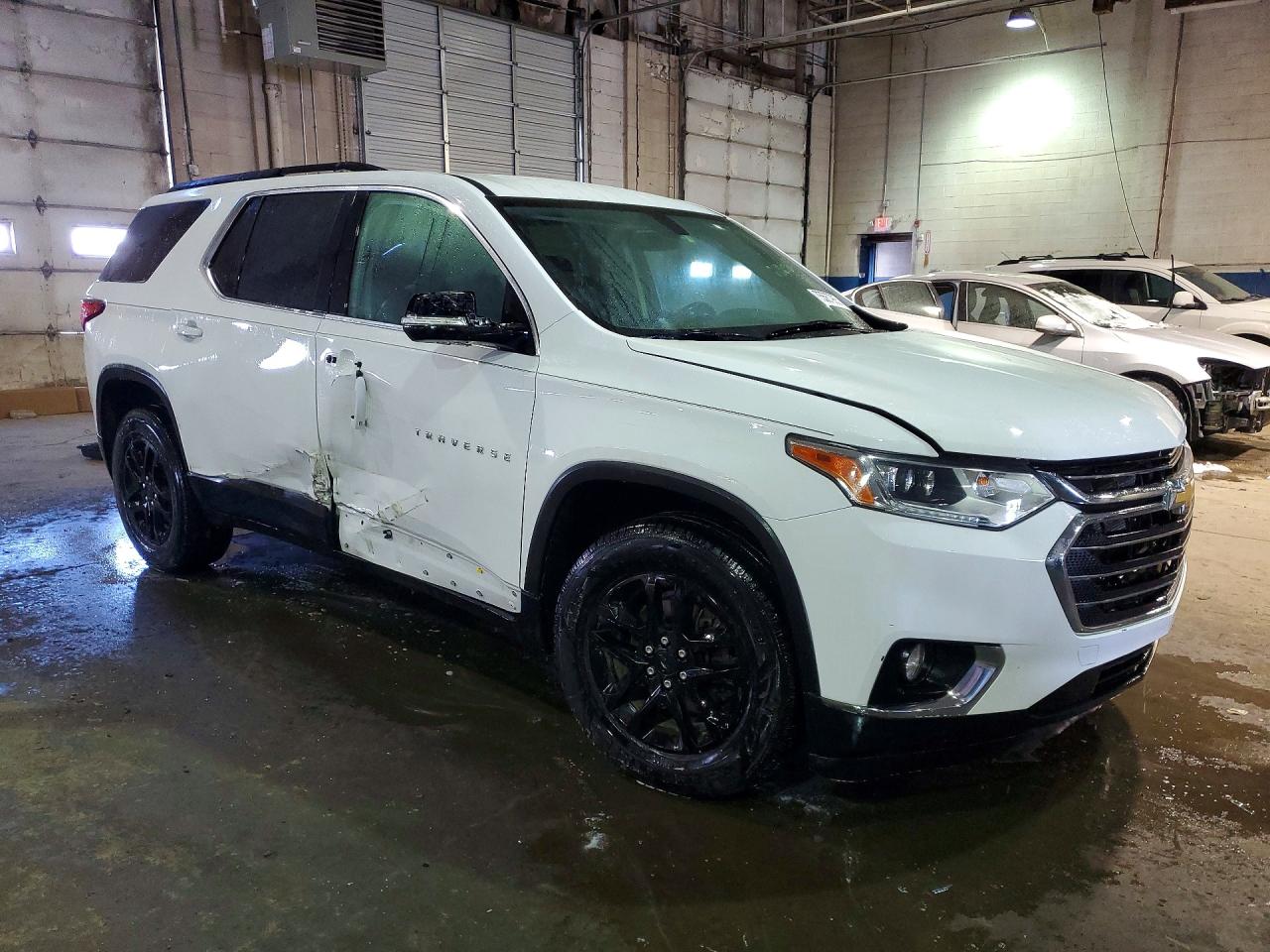 2020 CHEVROLET TRAVERSE LT photo 4