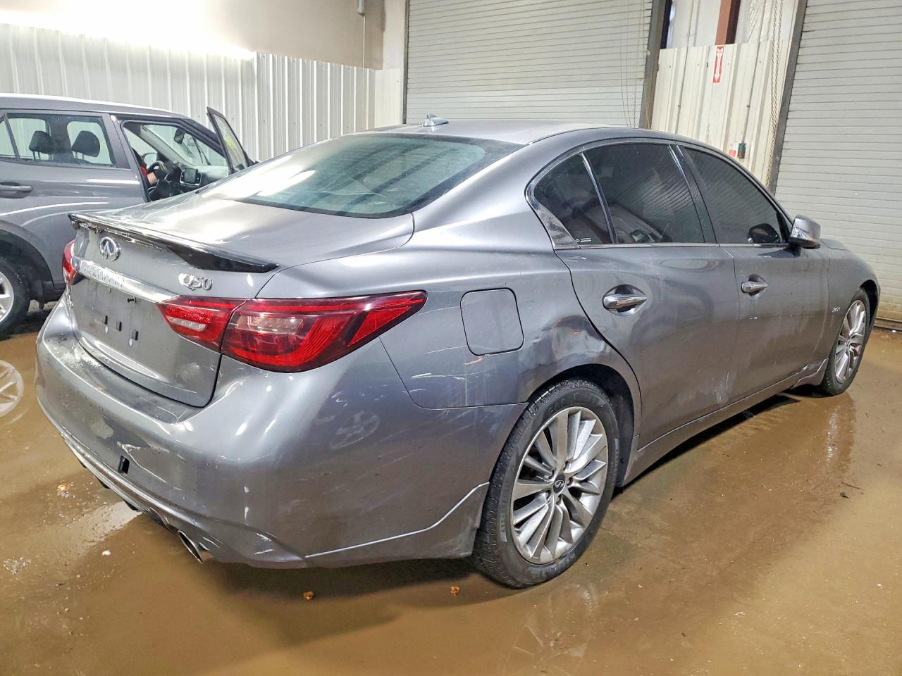 2018 INFINITI Q50 3.0T LUXE photo 7