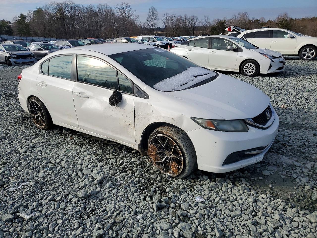 2013 HONDA CIVIC LX photo 4