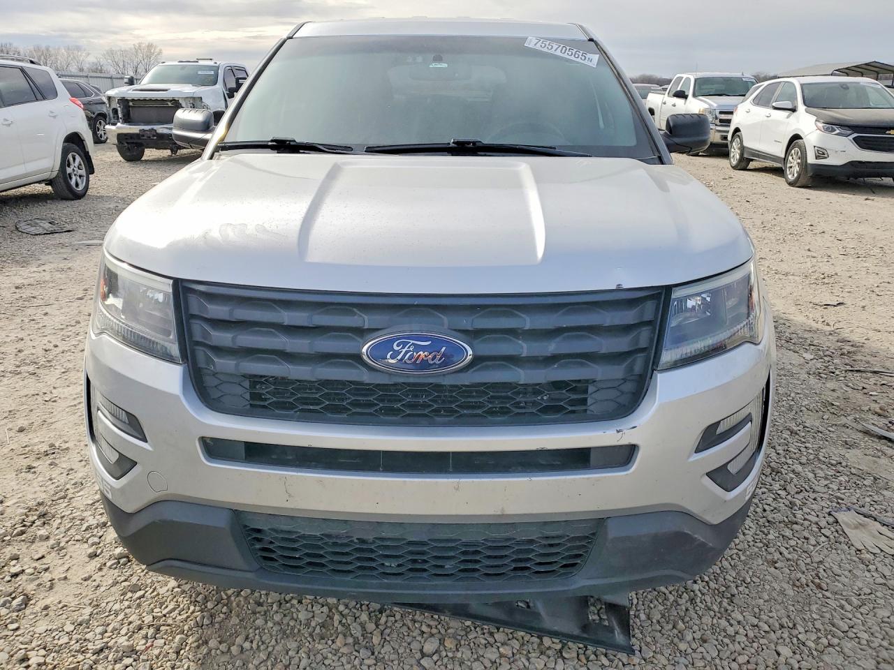 2019 FORD EXPLORER photo 13