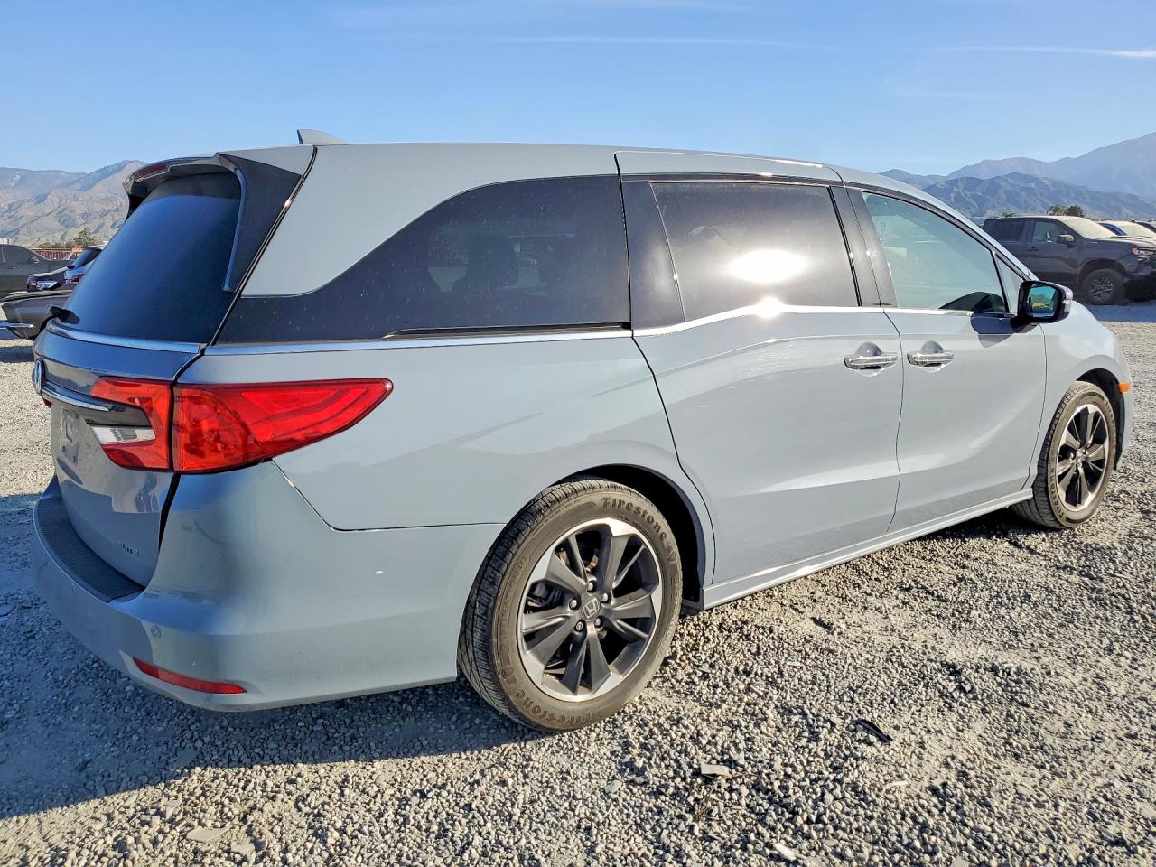 2023 HONDA ODYSSEY ELITE photo 3