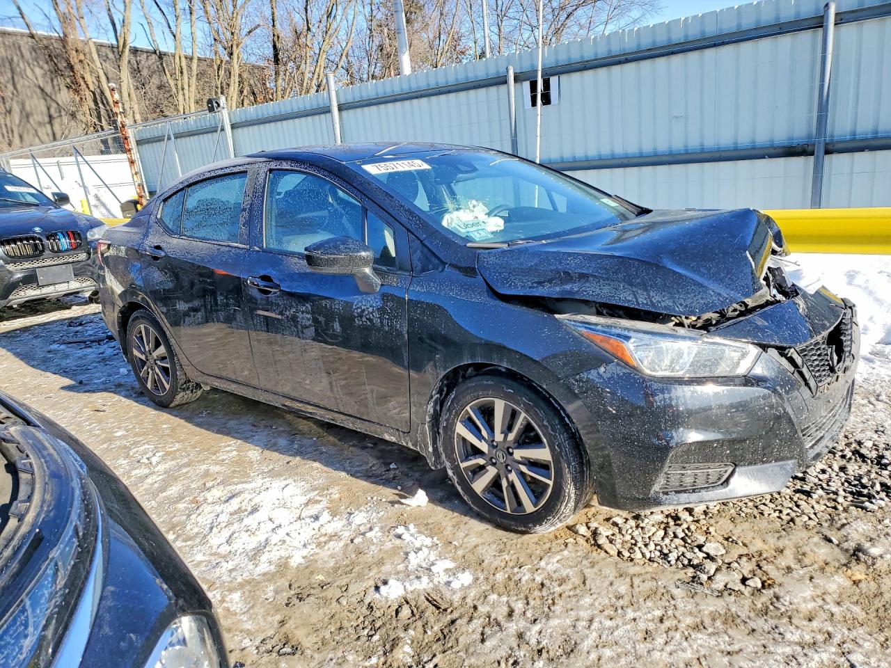 2020 NISSAN VERSA SV photo 4