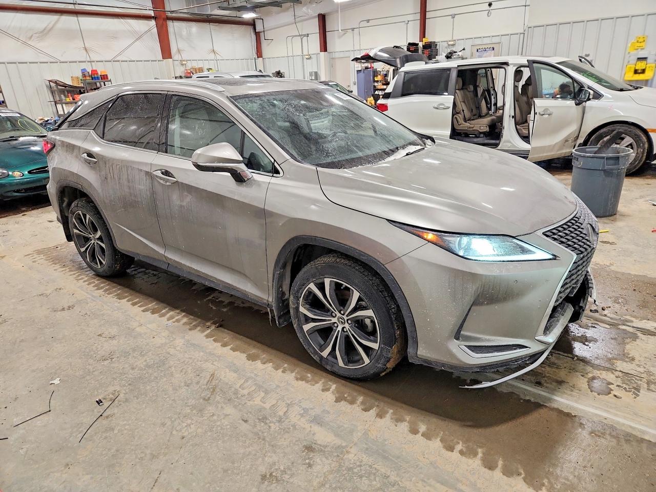 2021 LEXUS RX 350 photo 4
