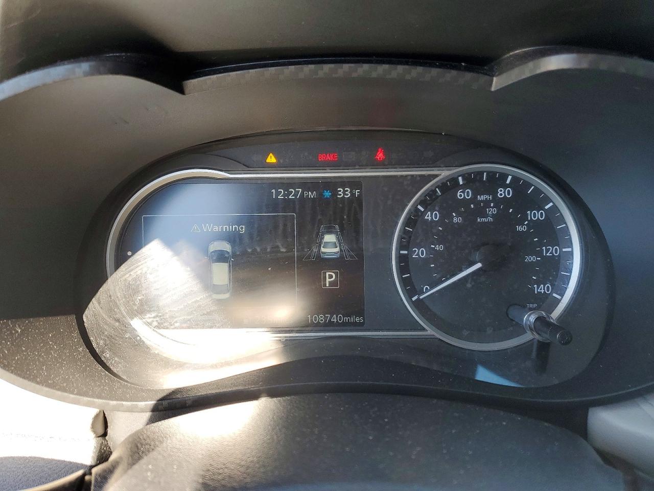 2021 NISSAN VERSA SV photo 17