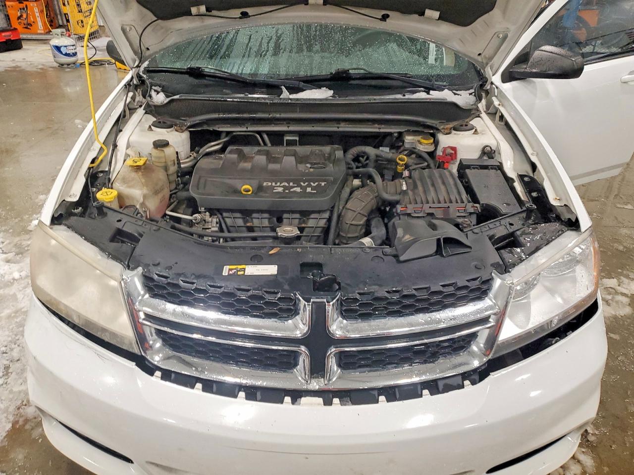 2014 DODGE AVENGER SE photo 11