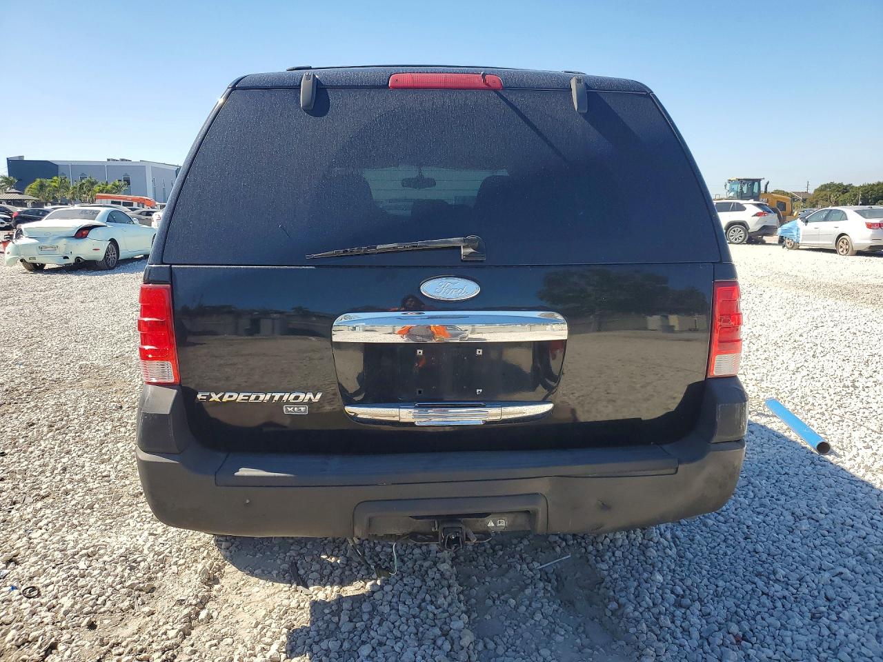 2004 FORD EXPEDITION XLT photo 6