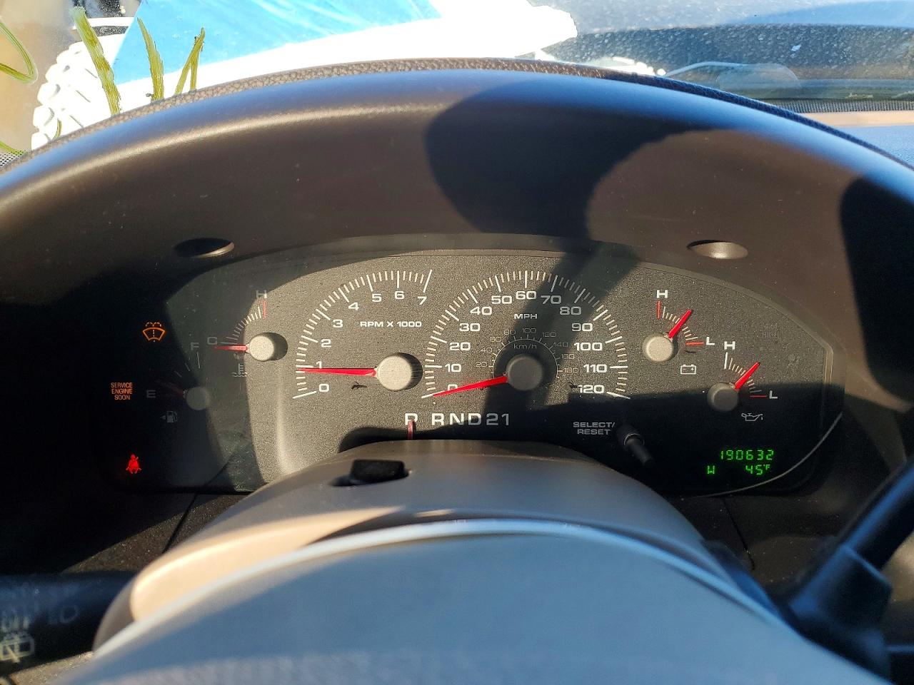 2004 FORD EXPEDITION XLT photo 9
