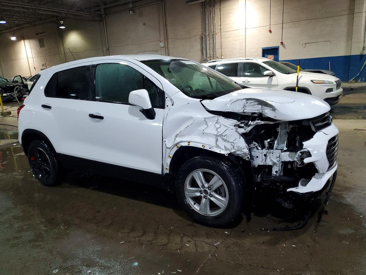2022 CHEVROLET TRAX LS photo 7