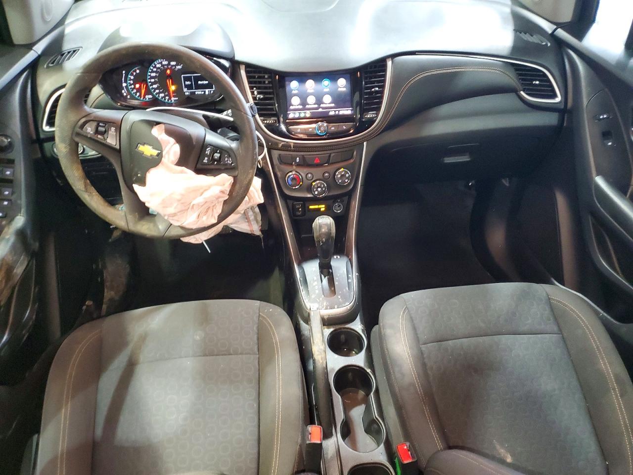 2022 CHEVROLET TRAX LS photo 15