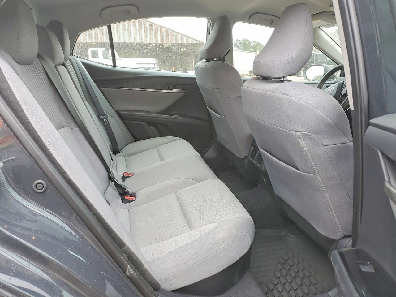 2025 TOYOTA CAMRY photo 10