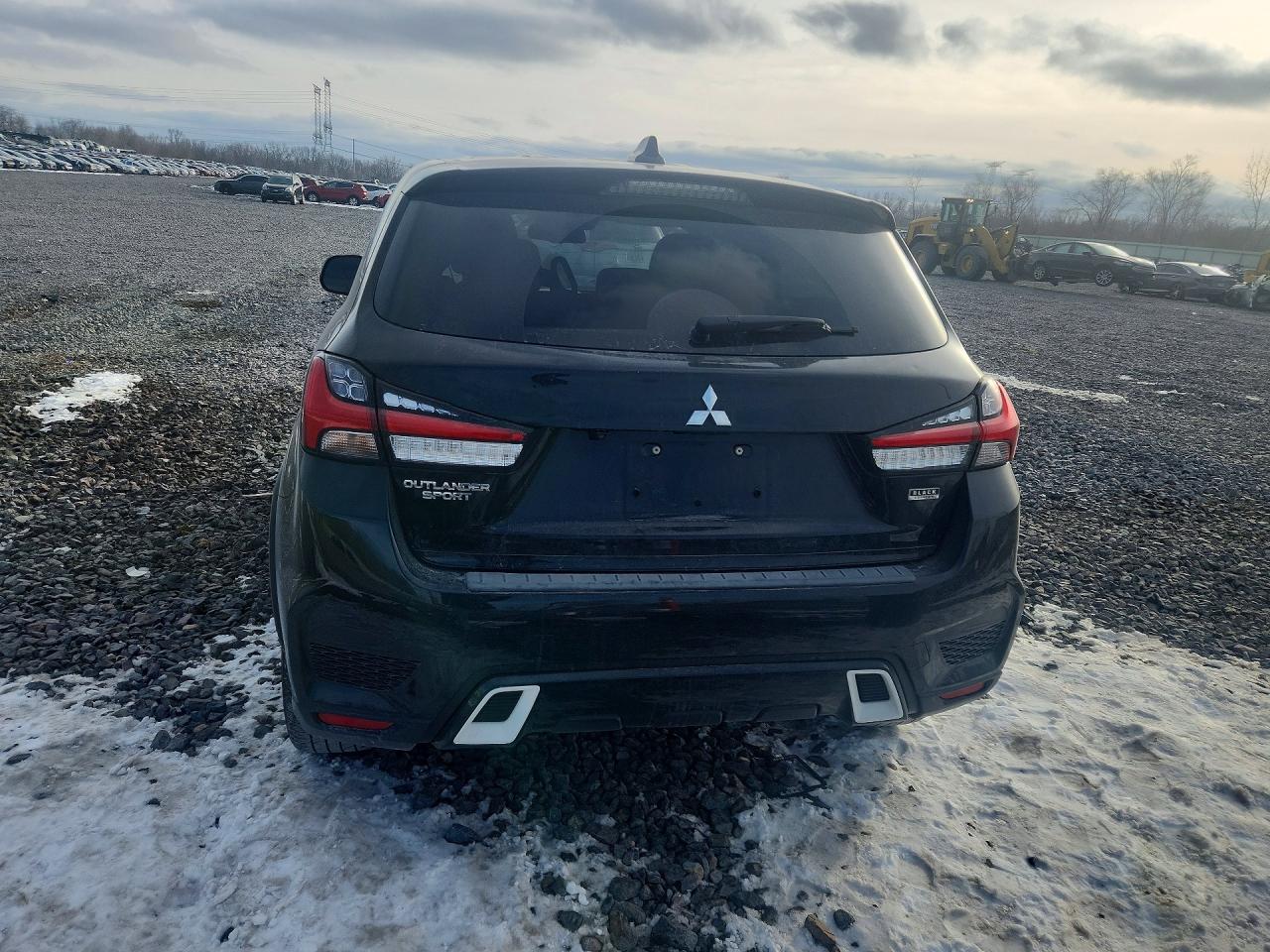 2022 MITSUBISHI OUTLANDER SPORT ES photo 16