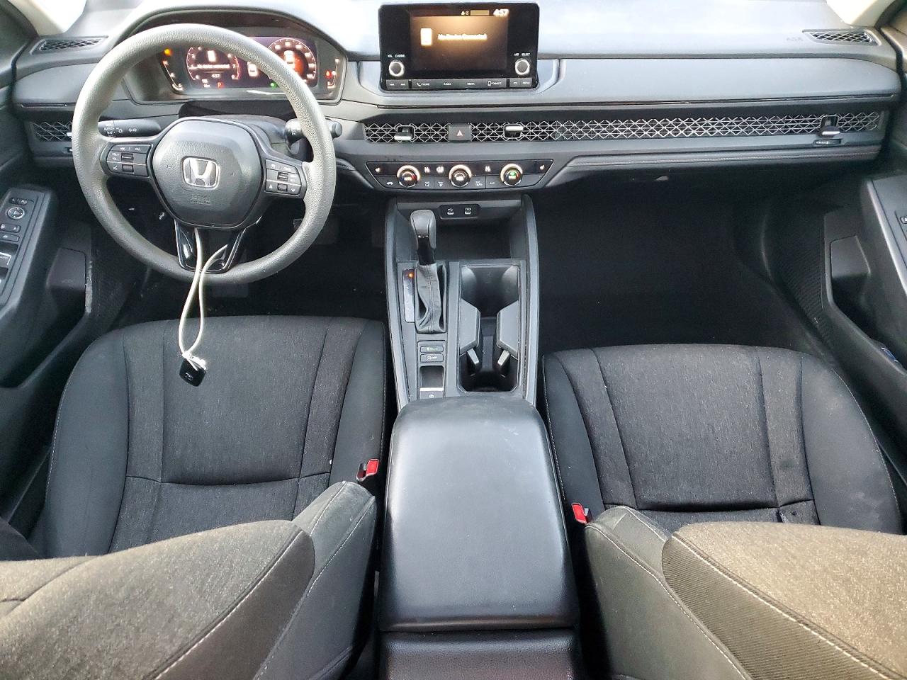 2024 HONDA ACCORD EX photo 29