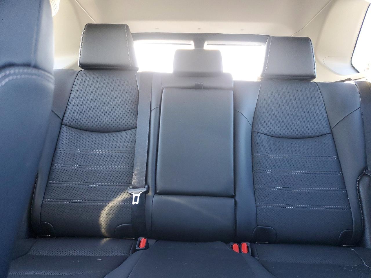 2024 TOYOTA RAV4 LIMITED photo 10