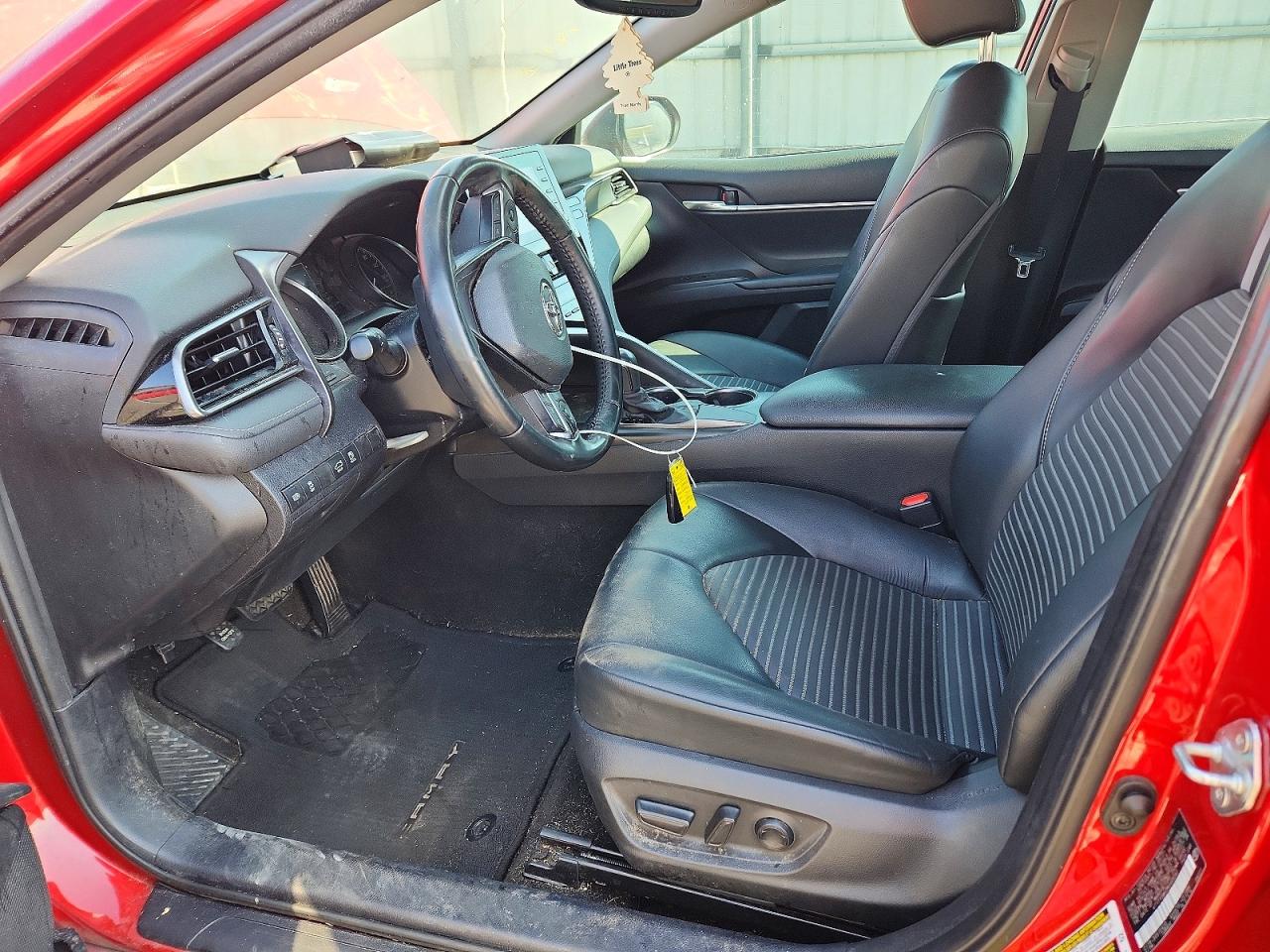2021 TOYOTA CAMRY SE photo 7