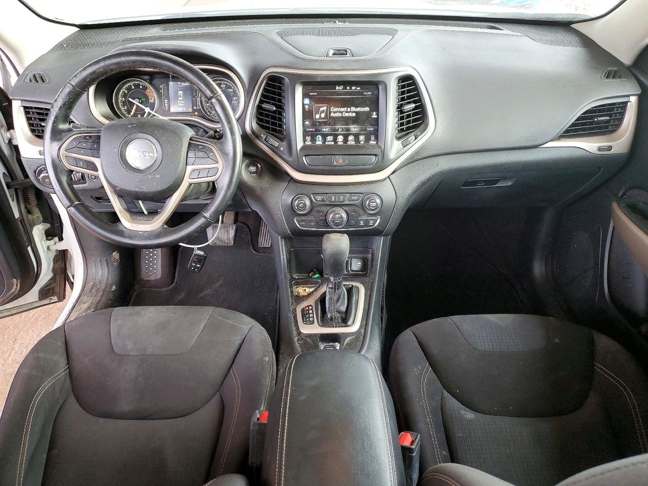 2017 JEEP CHEROKEE LATITUDE photo 15