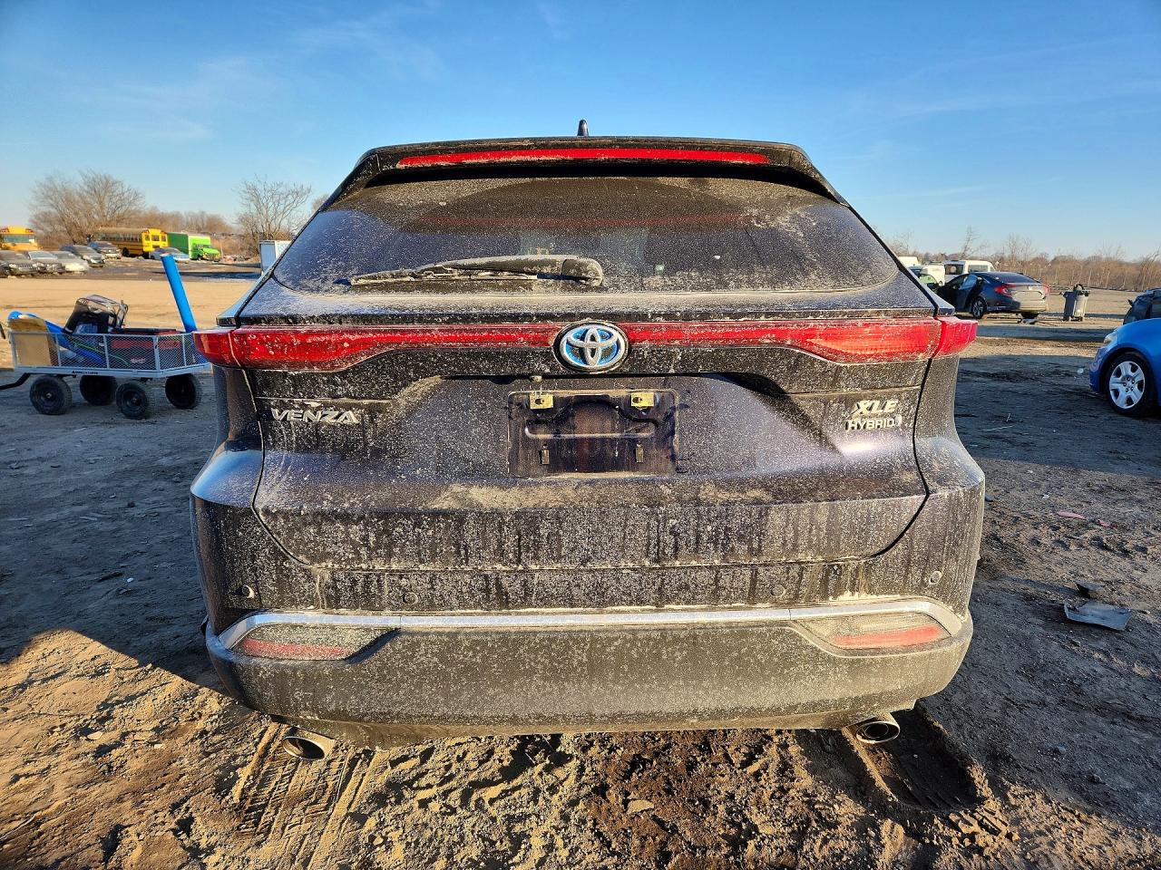 2021 TOYOTA VENZA LE photo 16