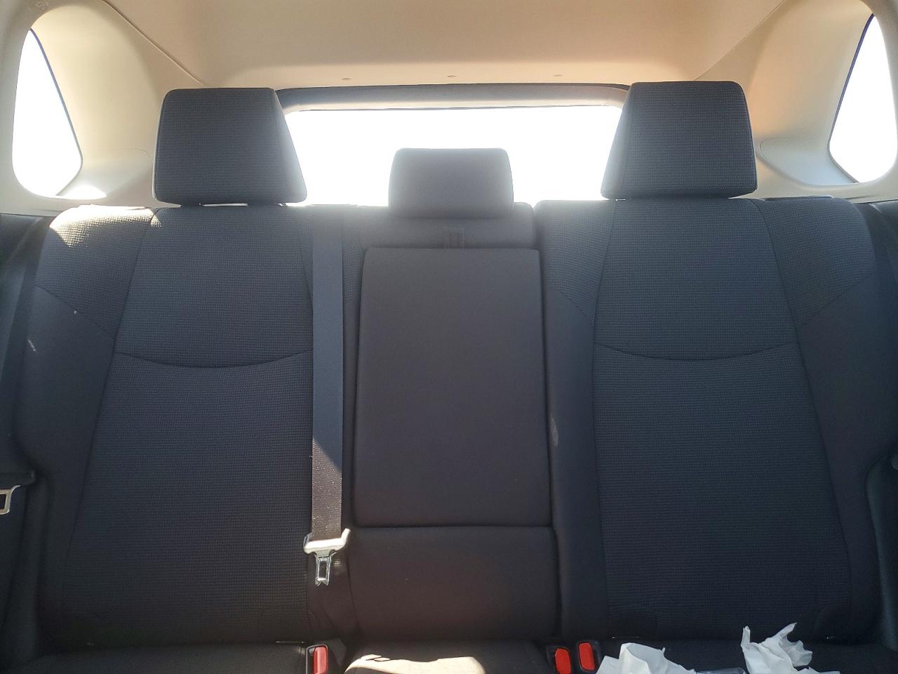 2025 TOYOTA RAV4 LE photo 28