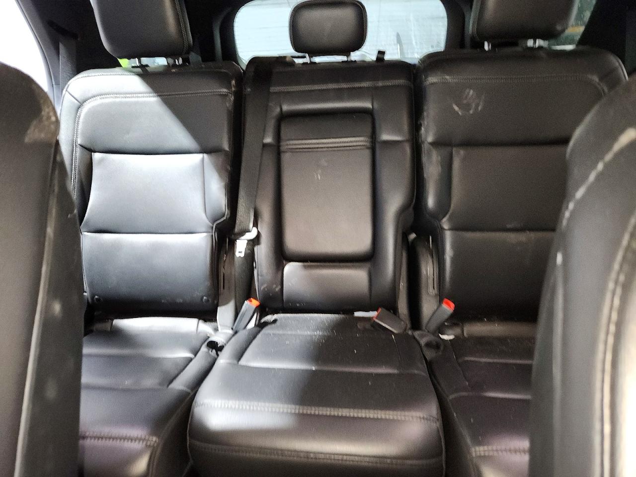 2020 FORD EXPLORER XLT photo 10