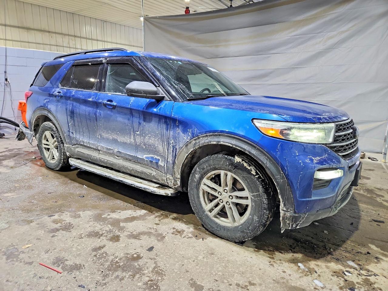 2020 FORD EXPLORER XLT photo 4