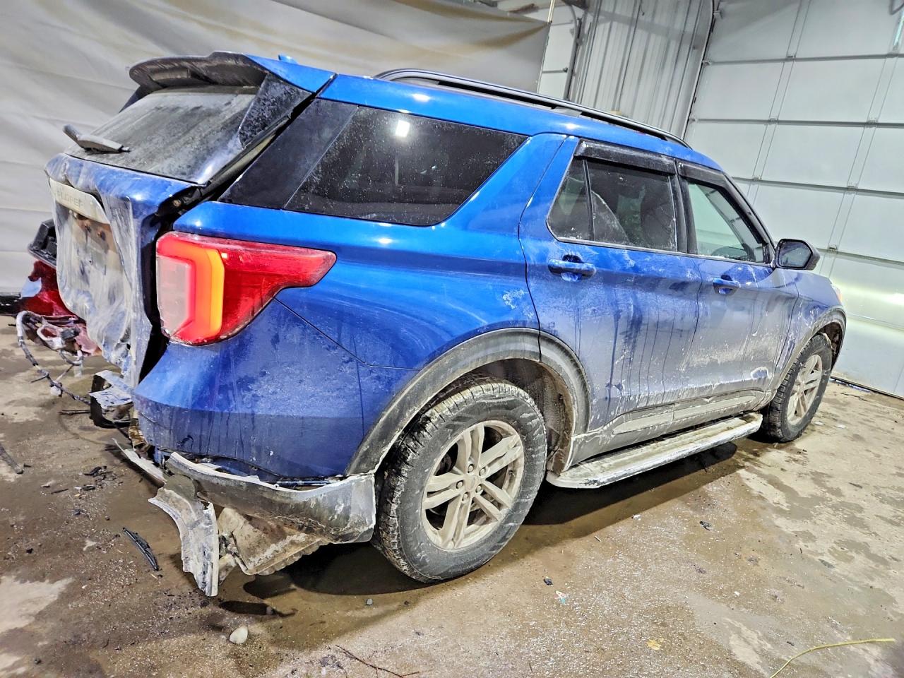 2020 FORD EXPLORER XLT photo 3
