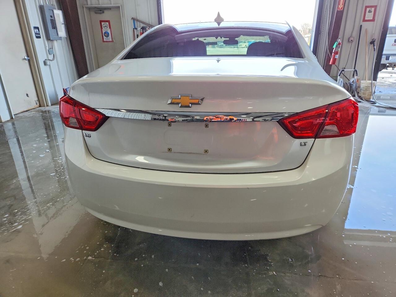 2018 CHEVROLET IMPALA LT photo 6