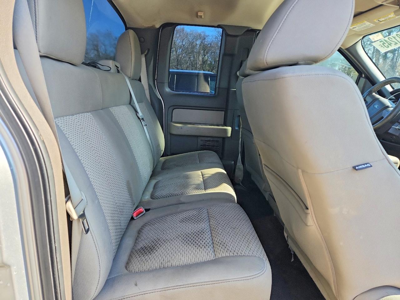 2010 FORD F150 photo 28